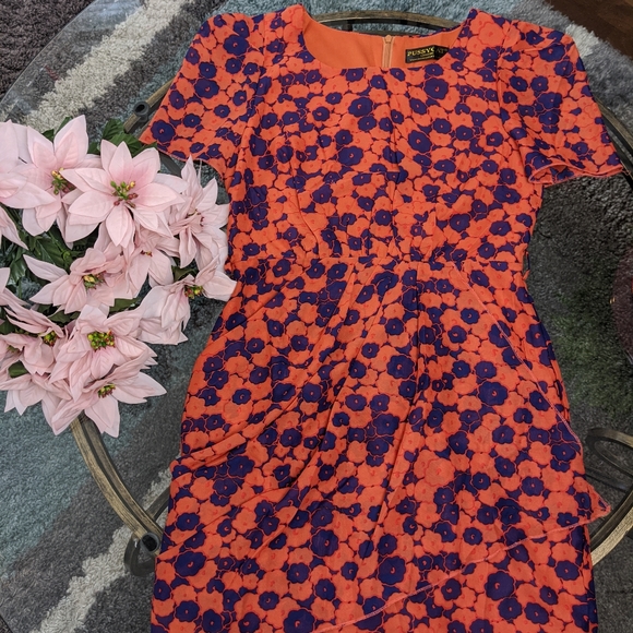 Pussy Cat dress - Picture 4 of 7